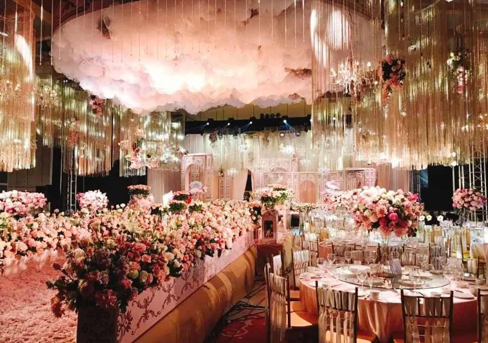 Howard Johnson Xiangyu Plaza Linyi Лини Екстериор снимка