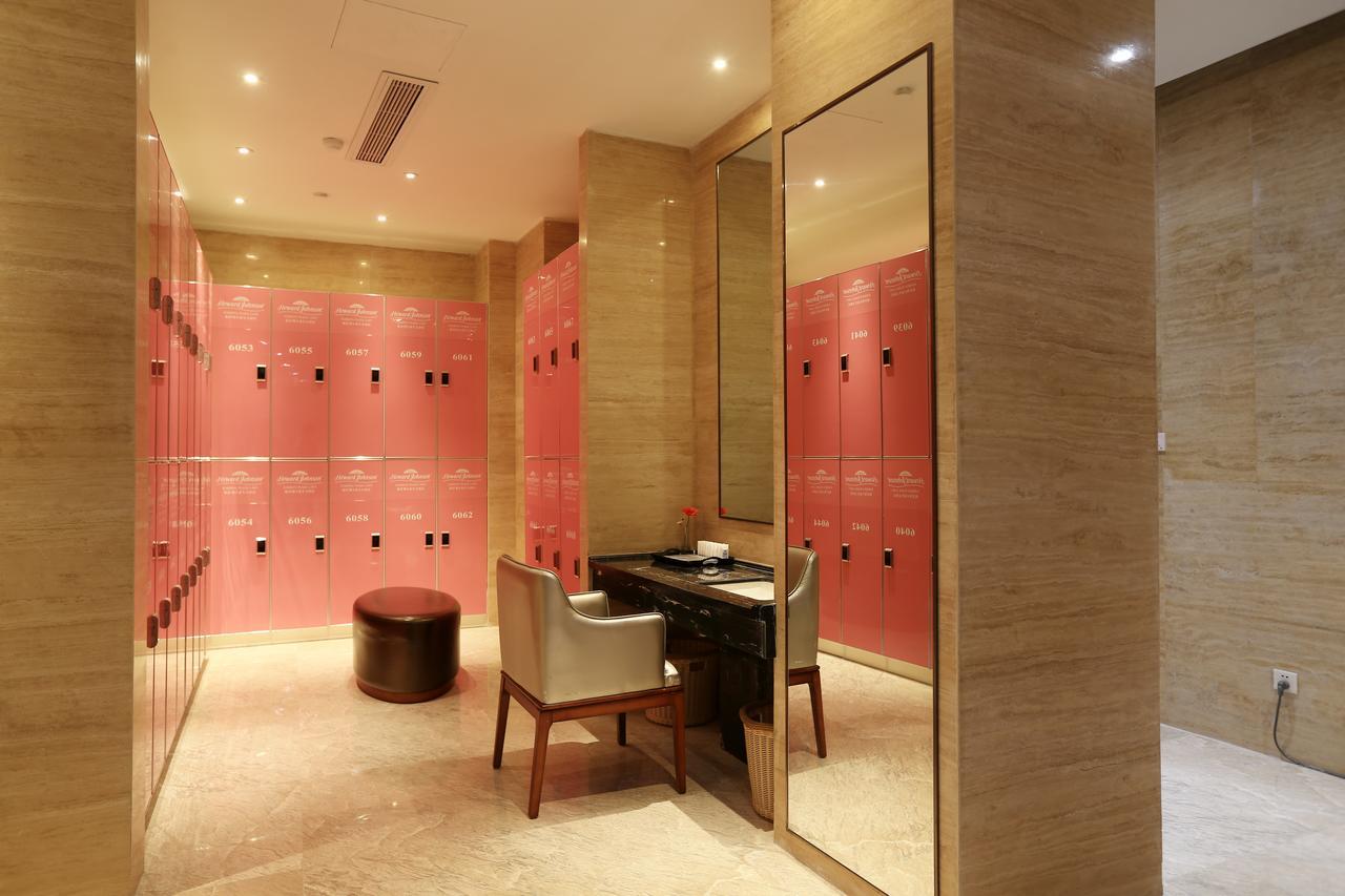 Howard Johnson Xiangyu Plaza Linyi Лини Екстериор снимка